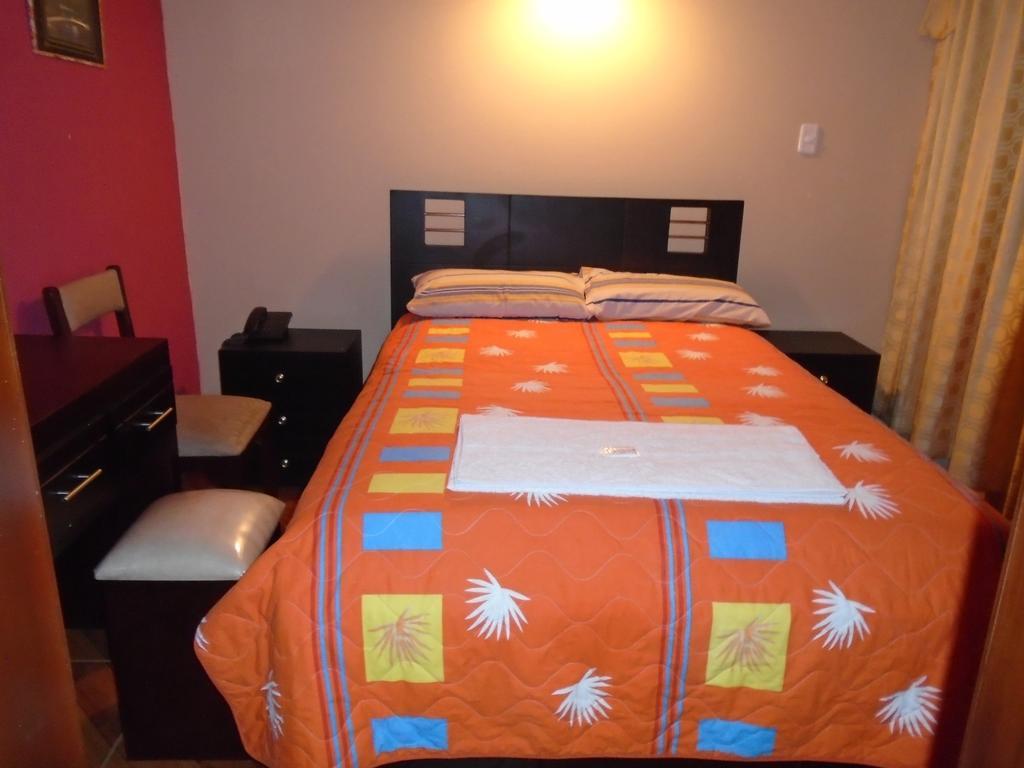 Hotel El Ejido Quito Habitación foto